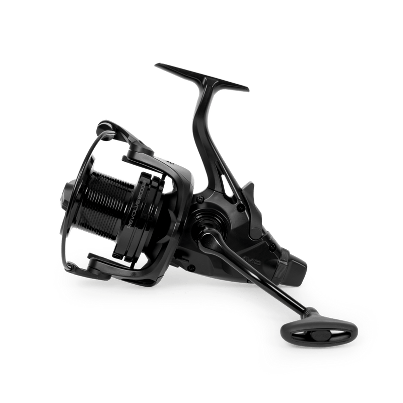 Revolve - 8000Fs - volnoběžná kaprová naviják