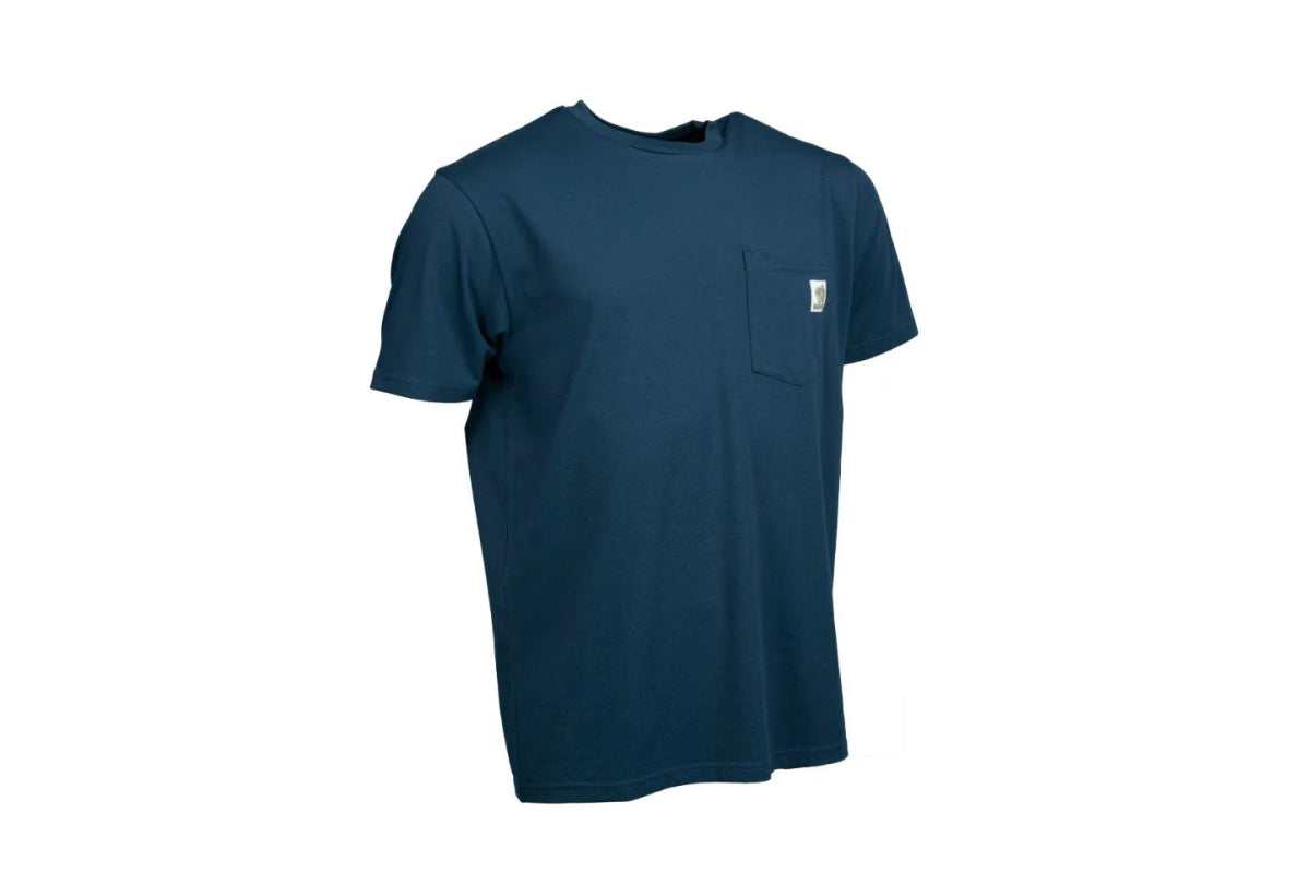Nash Tackle Make It Happen - Badge Pocket T Shirt - Marine blauw - KarperCentrale
